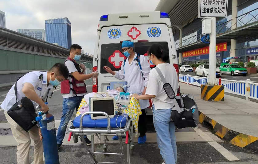 剑川县救护车出租公司